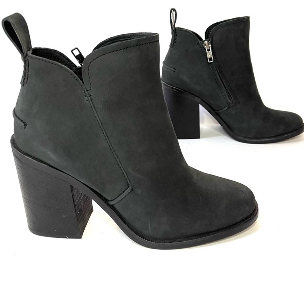 NWT UGG Pixley Black Nubuck Leather Boot Size 11